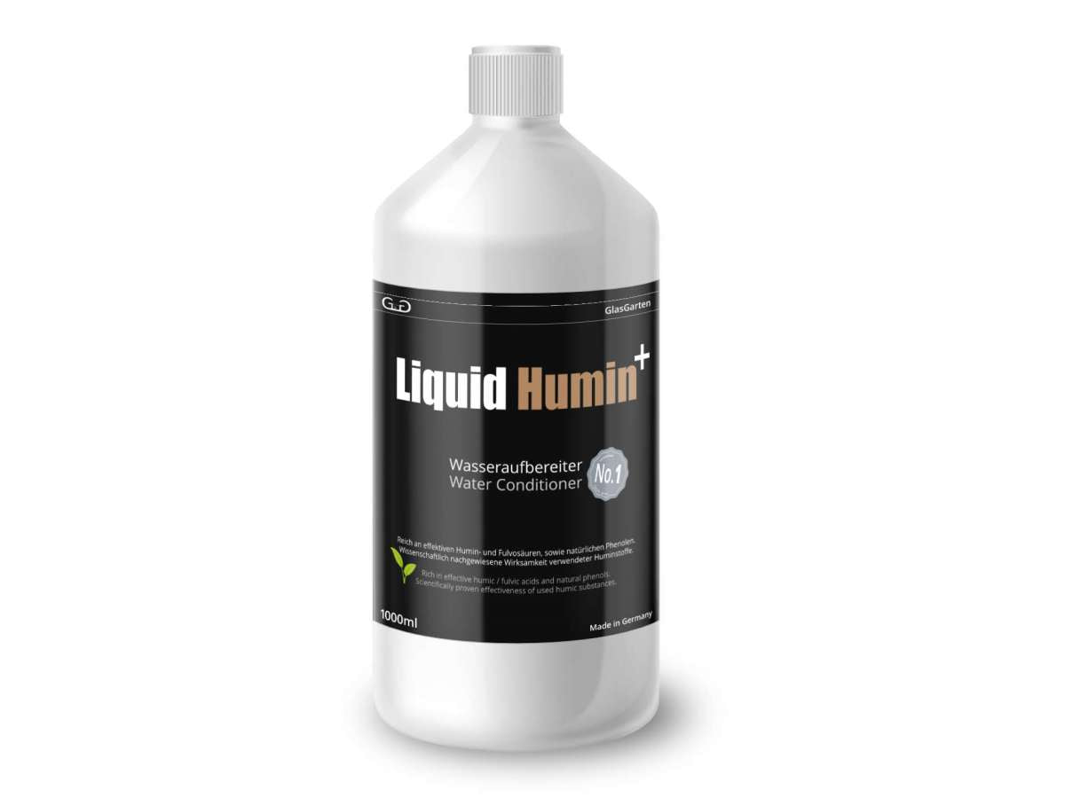 Glasgarten 1l Flasche liquid humin für Süßwasser vor weißen Hintergrund